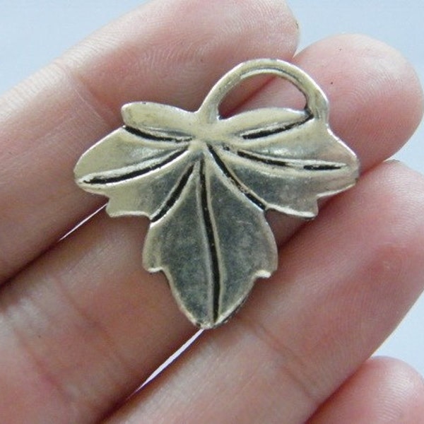 4 Leaf charms tibetan silver BOX13