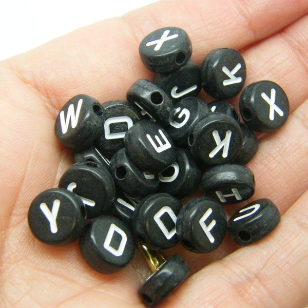 100 Letter beads white black RANDOM 10mm acrylic BB402