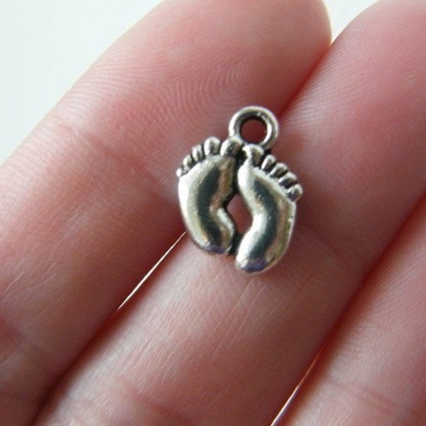 14 Feet footprint charms antique silver tone P561