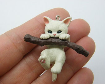 1 Cat kitten branch pendant resin A1278