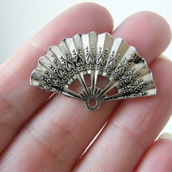 4 pendentifs fan ton argent CA72