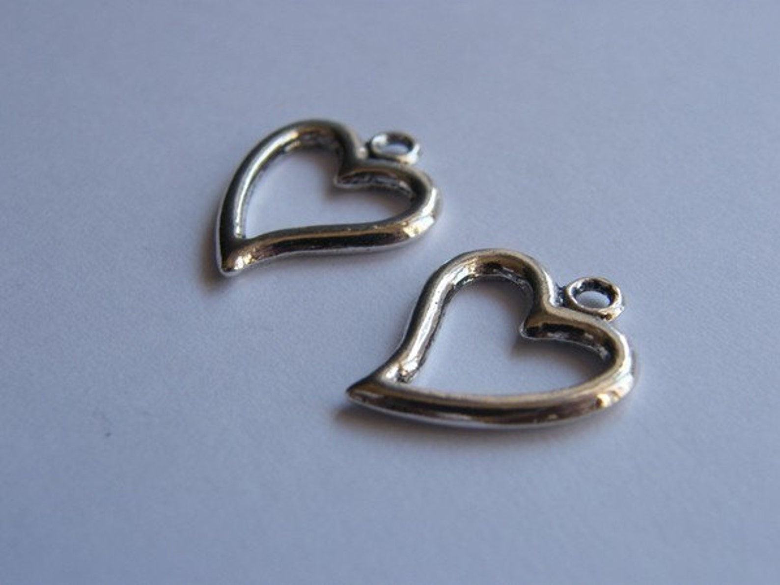 BULK 50 Heart Charms Antique Silver Tone H1 Etsy