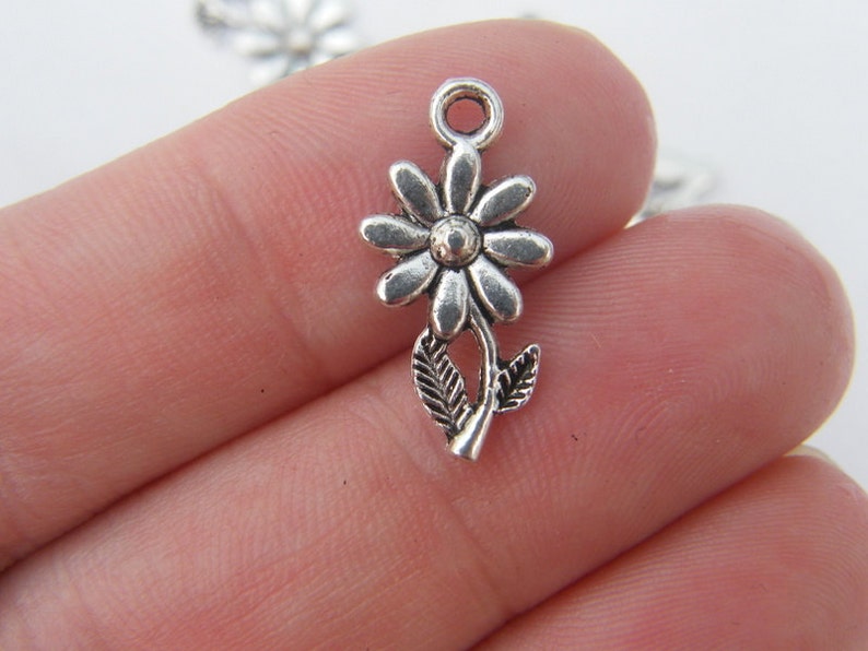 14 Daisy flower charms antique silver tone F6 image 1