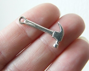 10 Hammer tool charms antique silver tone P594