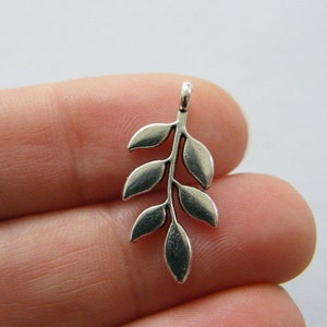 6 Leaf leaves charms antique silver tone L263