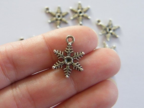 BULK 50 Snowflake charms antique silver tone SF3