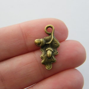 6 Oak leaf and acorn charms antique bronze tone L299