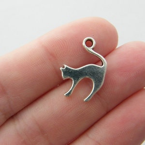 8 Cat charms antique silver tone A873