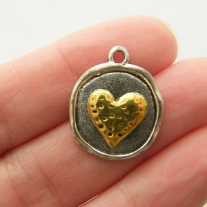 4 Heart charms silver and gold tone H7