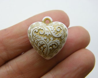 32 Heart pendants white gold acrylic H113