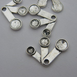 BULK 50 Measuring spoon charms antique silver tone FD89 image 5