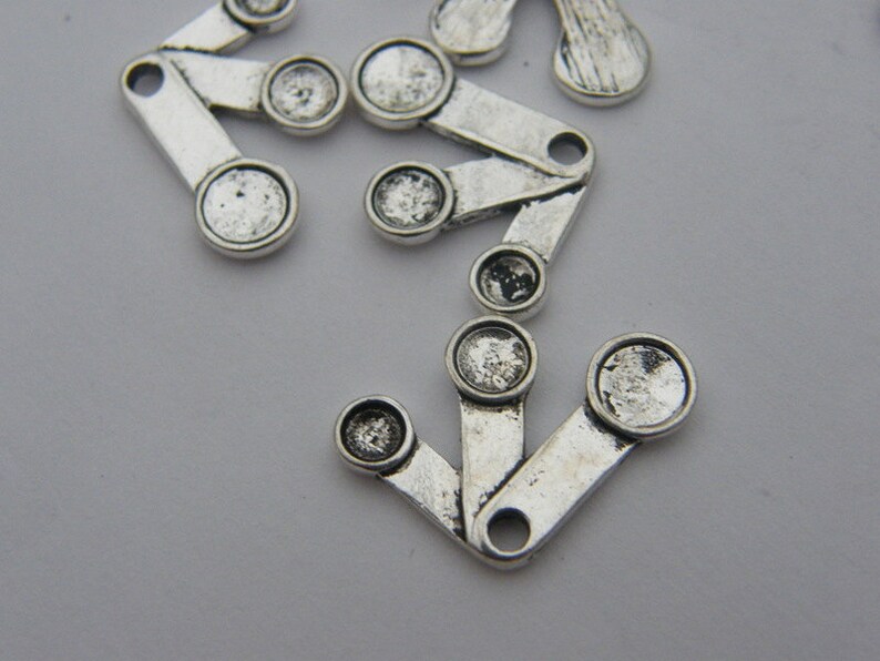 BULK 50 Measuring spoon charms antique silver tone FD89 image 5