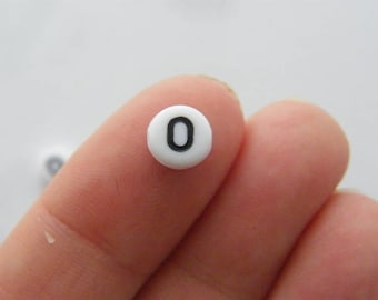 100 Number 0 acrylic round number beads white and black