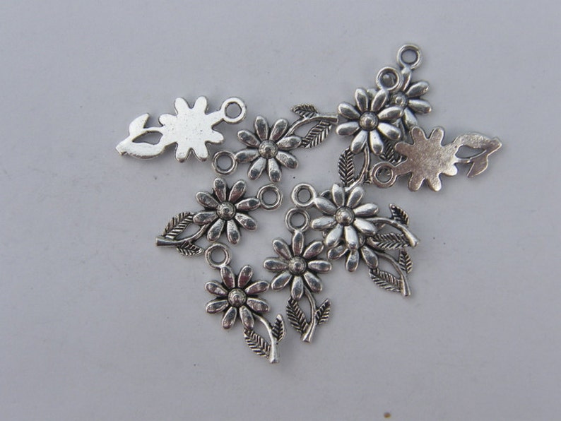 14 Daisy flower charms antique silver tone F6 image 2