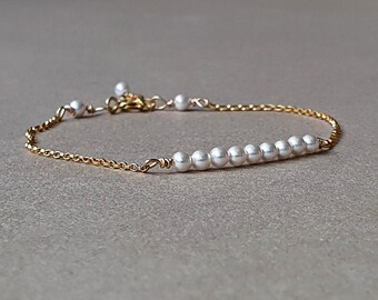 Pearl minimalist bracelet, dainty pearl jewelry, June birthstone, pearl bar bracelet