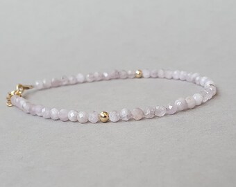 Bracelet kunzite : pierre gemme violette à facettes, bijoux en or plaqué