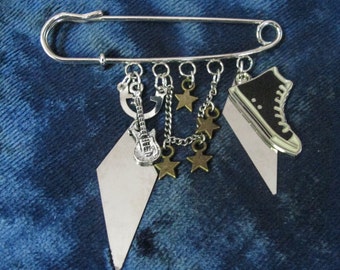 converse charm kilt pin brooch