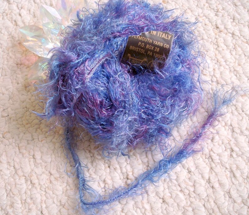 Short Curly Eyelash Yarn Made in Italy 1 ball