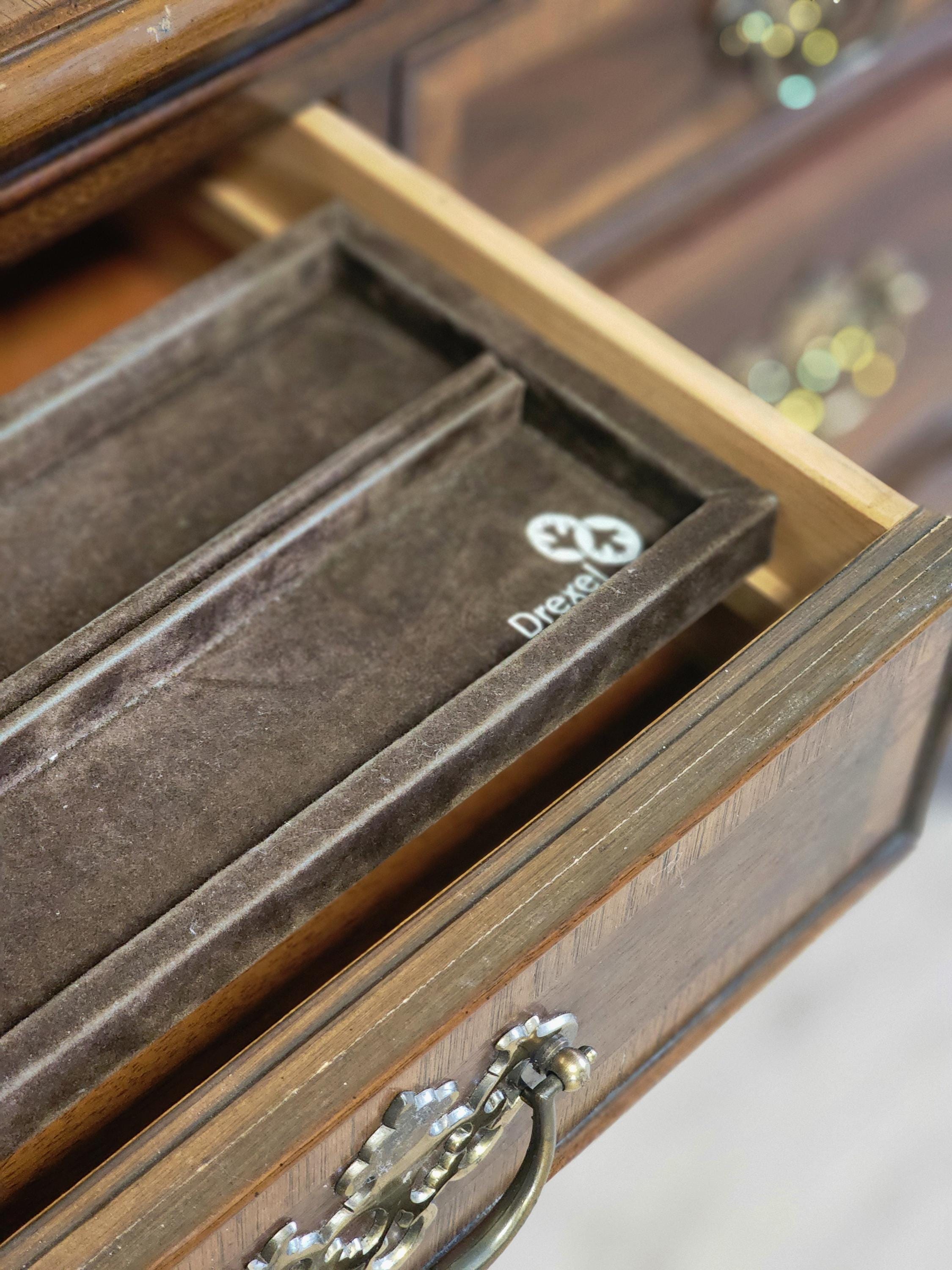 DREXEL セット Drexel Collage Drawer Pulls, Vintage Brass Drawer Handles