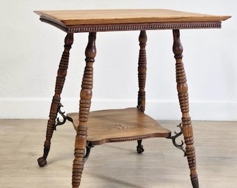 Antique Oak Parlor Table-Claw & Ball Foot Bobbin Leg Lamp Side Table