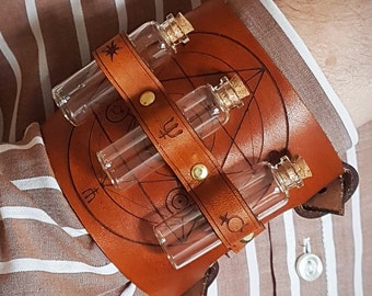 Alchemisten Armspange aus Leder ideal für LARP, Steampunk, Cosplay