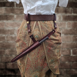 ワンドホルスター *ワンドとベルトは含まれていません*、魔法の杖、ウィッカ、LARP ワンド、コスプレ ワンド、レザー ワンド ホルスター、DND ホルスター、魔女の杖、魔法使いの杖