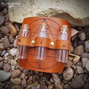 Steampunk Alchemists leather cuff, Steampunk Cuff, Leather cuff, Steampunk bracelet, Steampunk jewelry, cosplay cuff, cosplay bracelet, RPG,