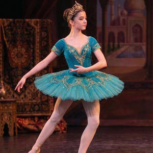 Tiara de ballet Odalisca para recital y competición: corona ligera de cristal hecha a mano para la variante La Corsaire - Azul agua