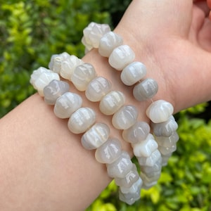 Matte White Agate Pumpkin Bead Strand 10×9mm · 38cm Pre‑Drilled · Soft Translucent Finish · Energy Balance · DIY Bracelet  Necklace Supplies