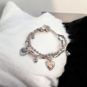 Silver Double-Layer Heart Tassel Bracelet – Elegant Women’s Jewelry with Charming Details