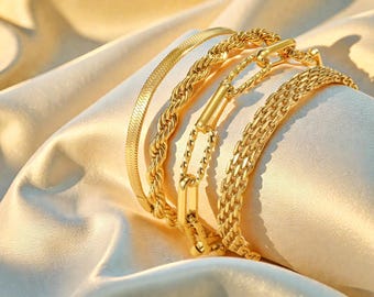 Conjunto de pulsera de cadena dorada, joyería apilable de acero inoxidable en capas / Regalo para mujer para el día a día