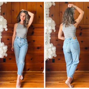 Vintage 1990s Jeans / 90s 1990s Mom Jeans / 1990s High Rise Straight Leg Jeans