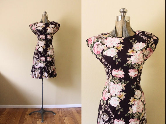 80s Mini Dress / 1980s Dark Floral Dress / 80s 198
