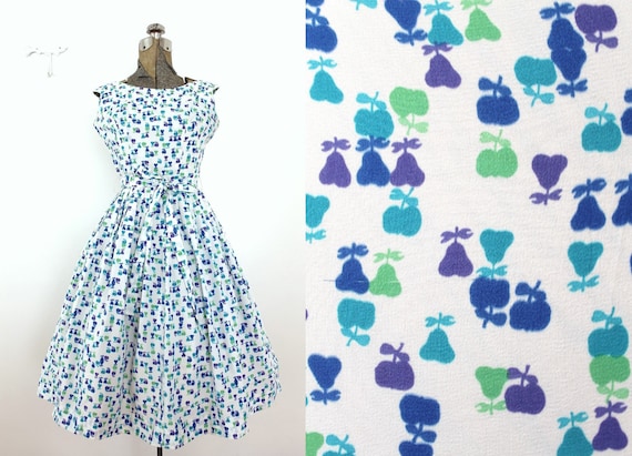 50s Dress / 1950s Dress / 1950s Novelty Print Frui