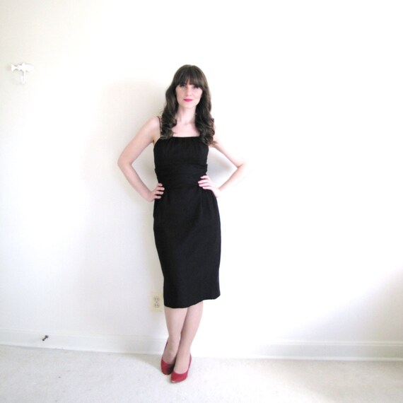 Little Black Dress / 50s Dress / 50s Wiggle Dress - image 3