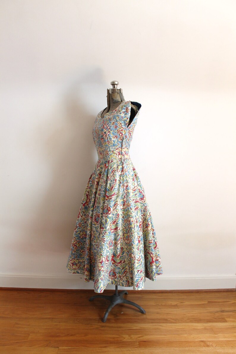 1950s Dress 50s Full Circle Skirt Hawaiian Tropical Floral Print Cotton Dress