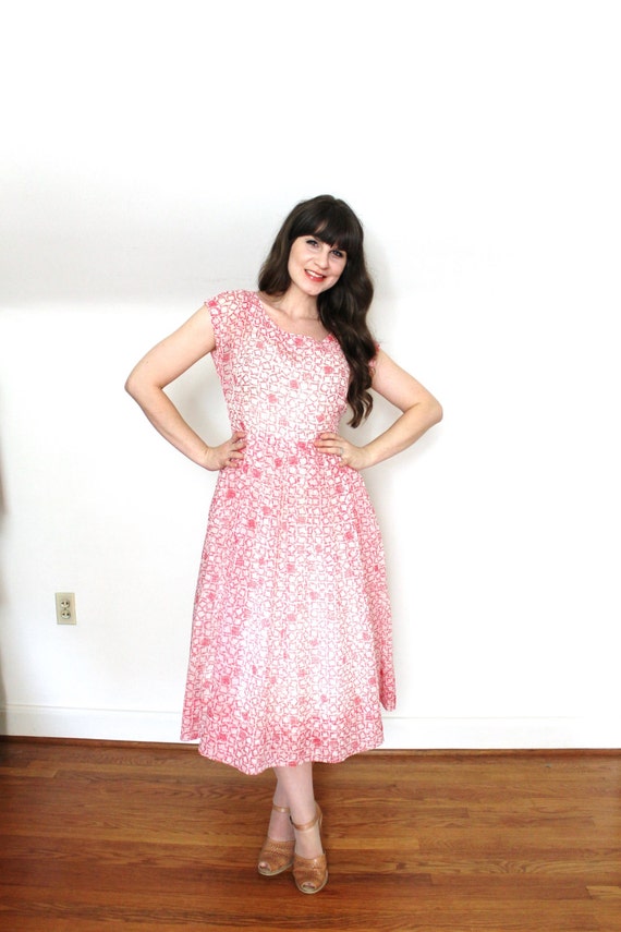 50s Dress / 1950s Geometric Print Pink Sheer Nylo… - image 2