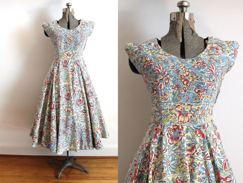 1950s Dress 50s Full Circle Skirt Hawaiian Tropical Floral Print Cotton Dress