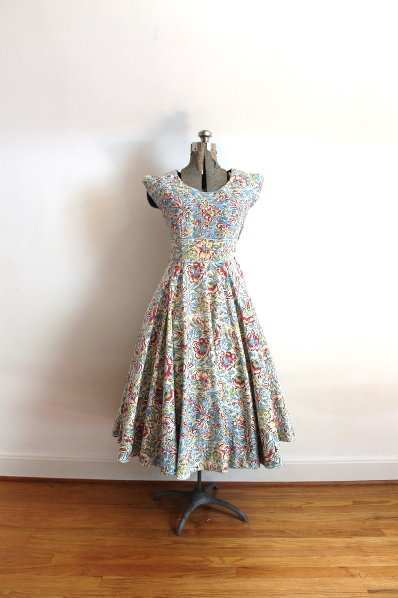 1950s Dress 50s Full Circle Skirt Hawaiian Tropical Floral Print Cotton Dress
