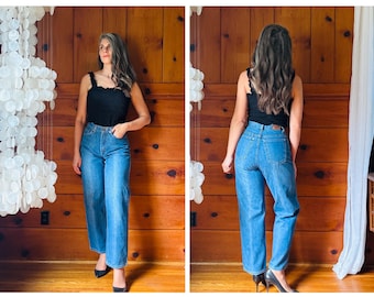 Vintage 90s 2000s Wide Leg Jeans / 90s Y2K Relaxed Leg Hig Rise Jeans