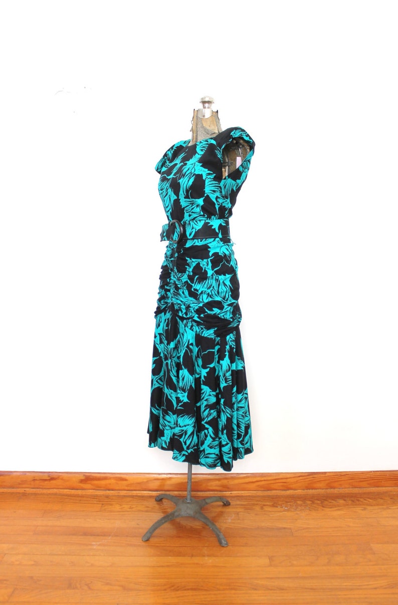80s Does 1940s Dress 1980s 40s Style Turquoise and Black Rayon Floral Dress