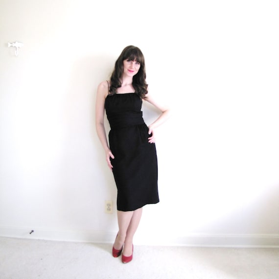 Little Black Dress / 50s Dress / 50s Wiggle Dress - image 2