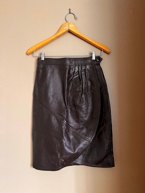 1980s Brown Leather Skirt / 80s Wrap Leather Skir… - image 2