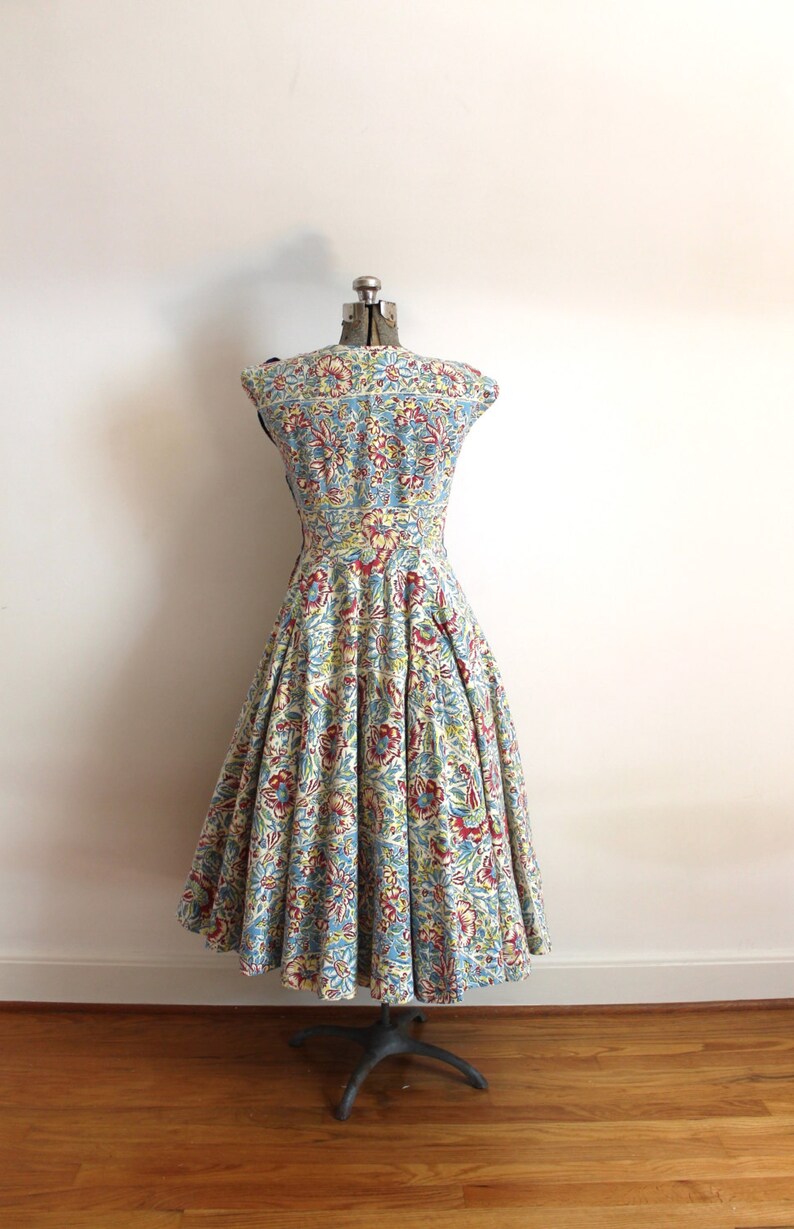 1950s Dress 50s Full Circle Skirt Hawaiian Tropical Floral Print Cotton Dress