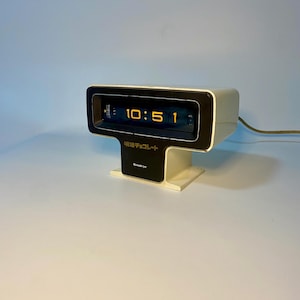 1970s Sankyo Flip Clock: Space Age Design, Original Box