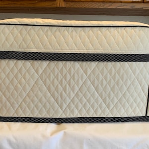 Hazel  )---Sewing Machine Cover