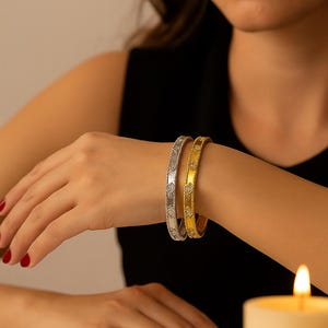 Gold Clover Bangle Bracelet,4 Leaf Clover Bangle, Silver Four Leaf Clover Bracelet, Lucky Charm Clover Bracelet, Clover Bracelet Great Gift