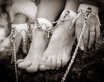 White Leather Lace Bondage Collar with Cuffs & Leash