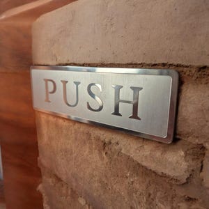 Targa con nome Push Door, cartello da parete - Targa con nome estetico fatto a mano per la decorazione di casa o ufficio