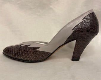 Vintage 80s PANCALDI  Womens 7 Snakeskin Heels Pumps Gray White
